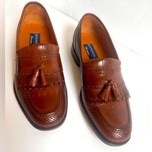 Bostonian Men’s  Brown Tassel Loafers size 9.5